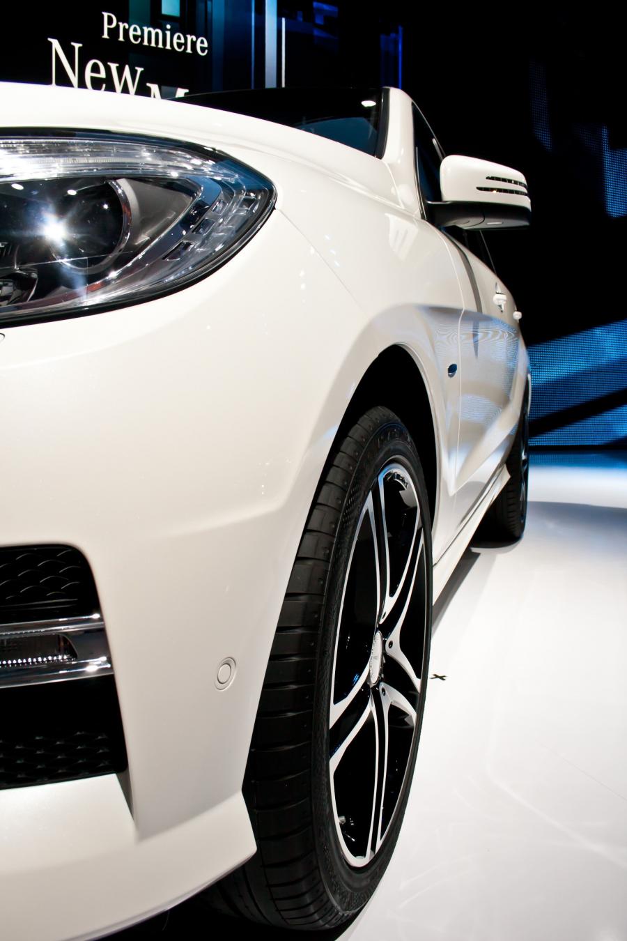  Mercedes-Benz ML-Class 2012 года  (фото 17 из 188)